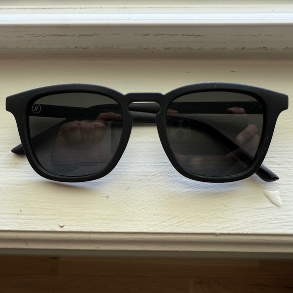 Blenders Eyewear Soul Singer Sunglasses Black Matte - Picture 1 of 3